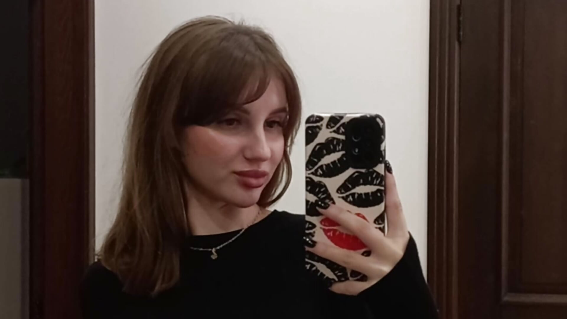 Full-length - video by LynDarnell cam model