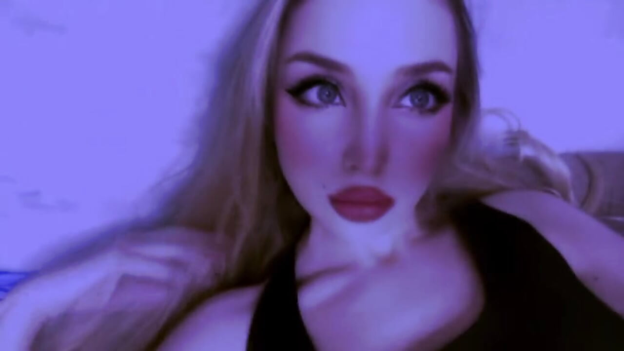 Hi 👋 – video af yourmidnightcoffee cam-model