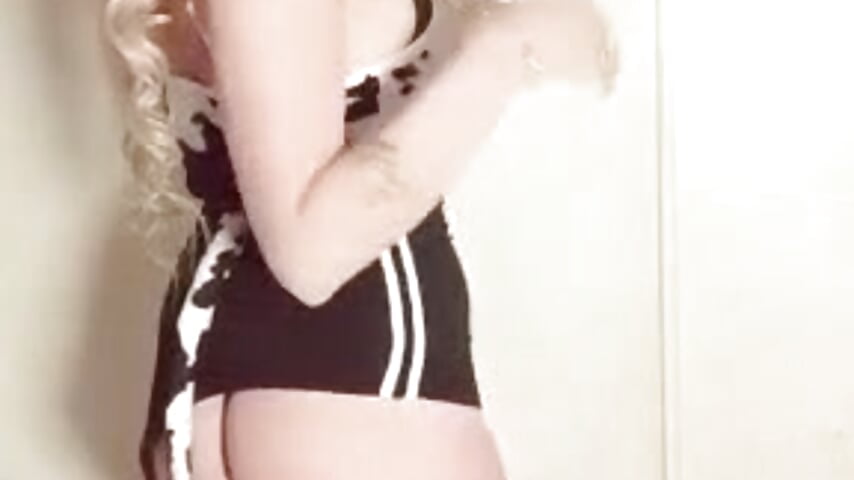Sexy rolleplay me een chatbericht - video by lotteliefde1 cam model