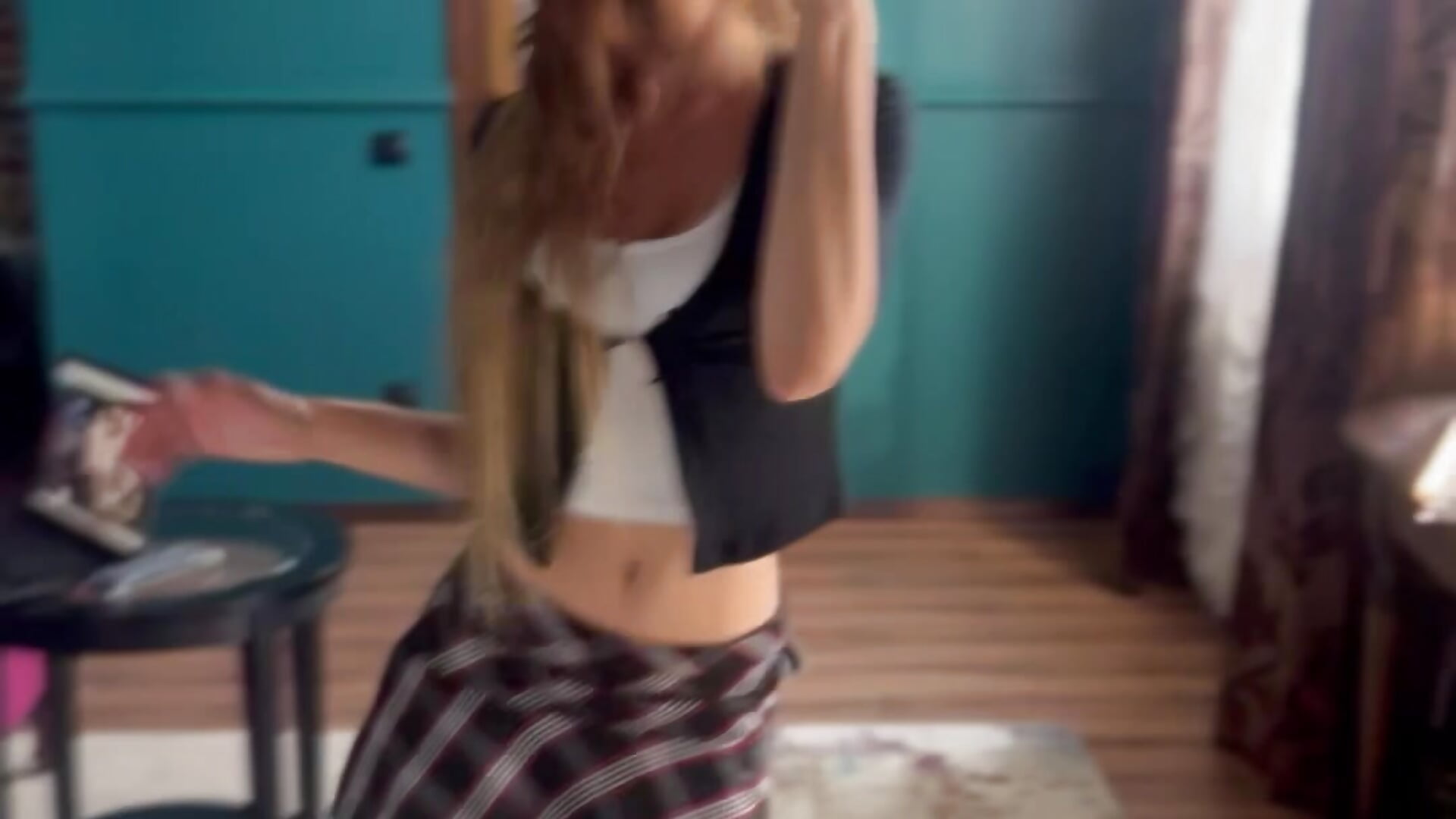 Temptation in every smile - video by LolaVexx cam model