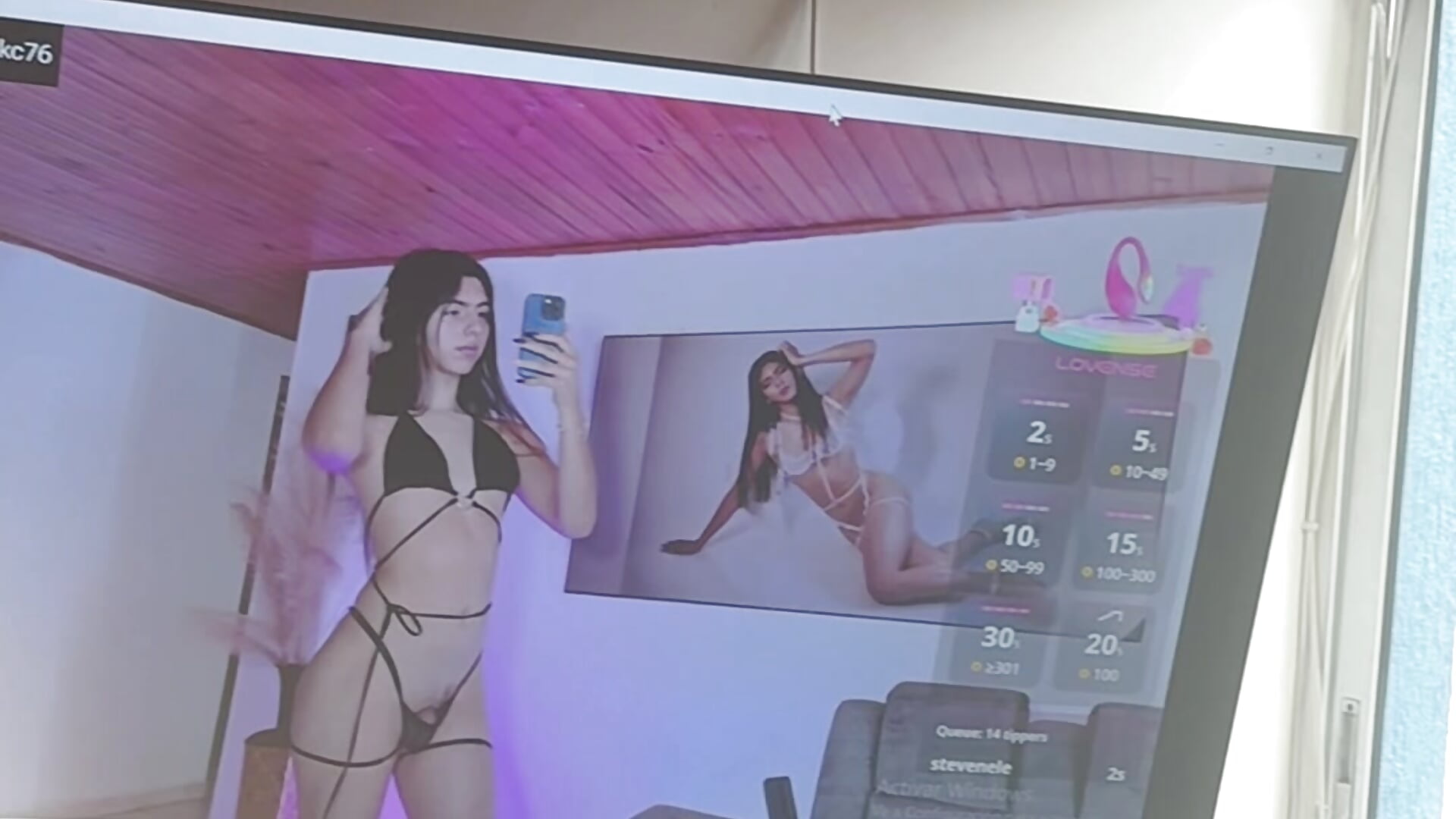 Body - video by samymelo cam model