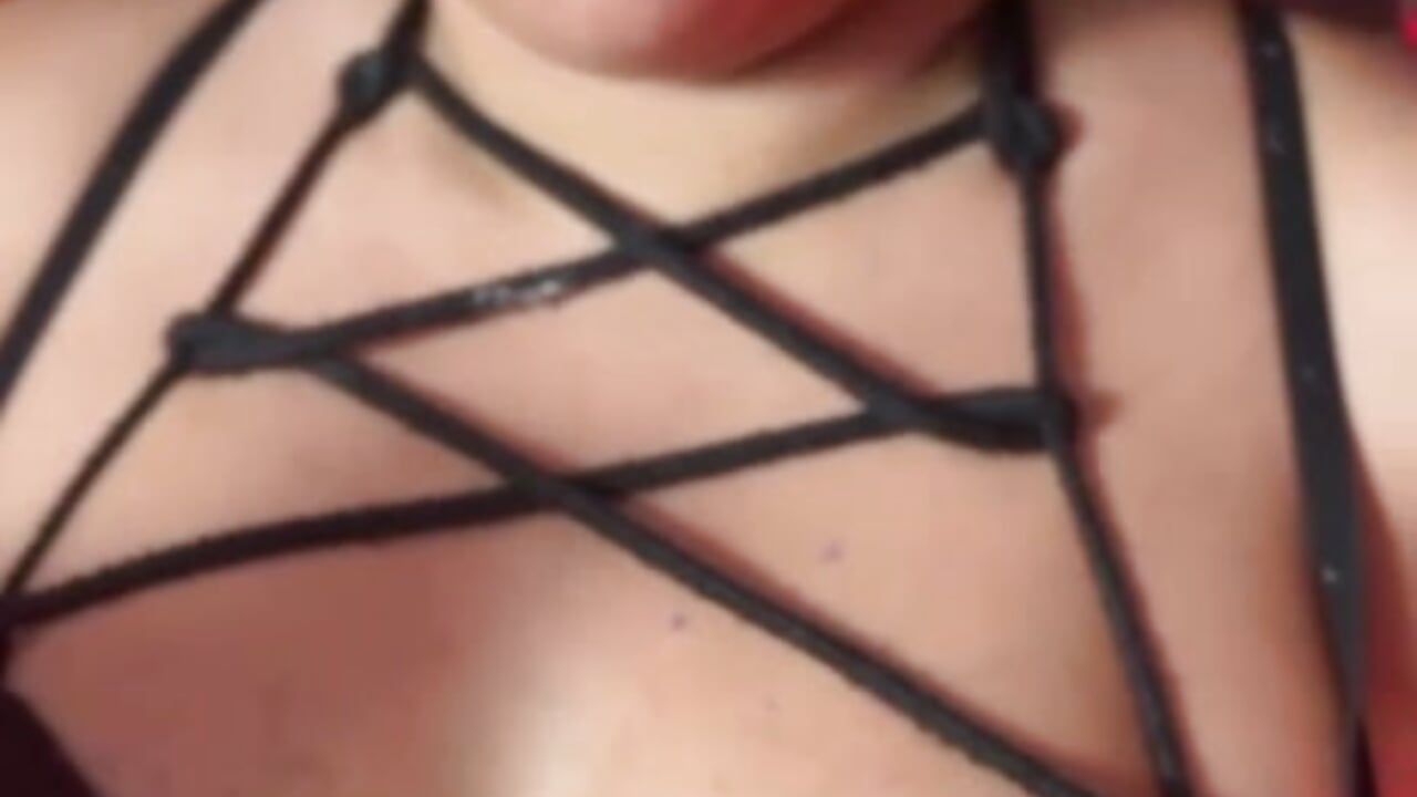 SPECIAL SHOW, SUNDAY 🖐🏼🔥⛓ - فيديو من ariel_bdsm موديل الكام