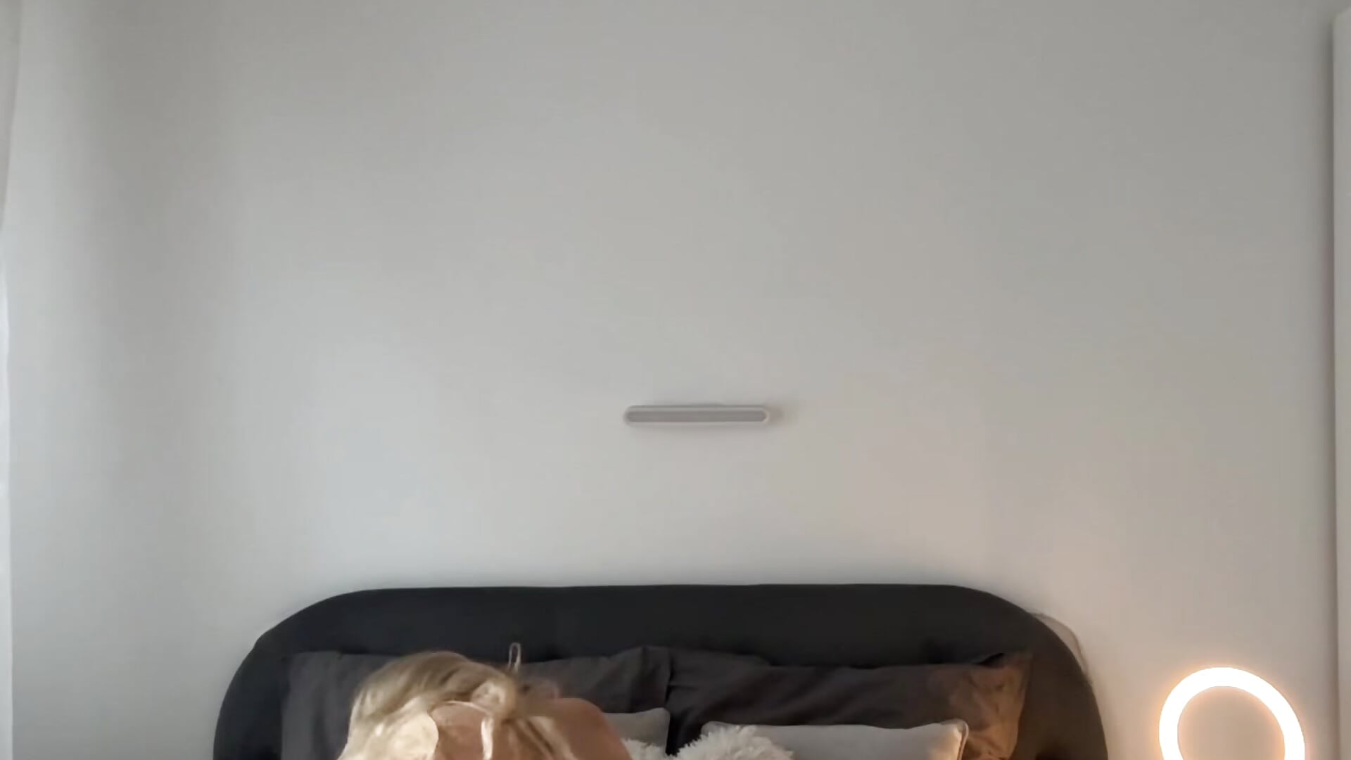 Let me feel you ❤️ – video od webkamerové modelky BabyAnais