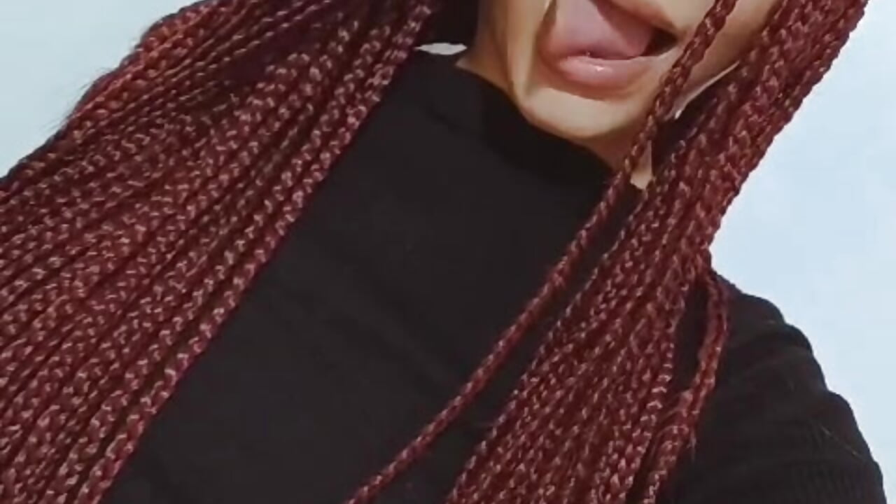 Selfie♥ - video by RoxanaBorns_ cam model