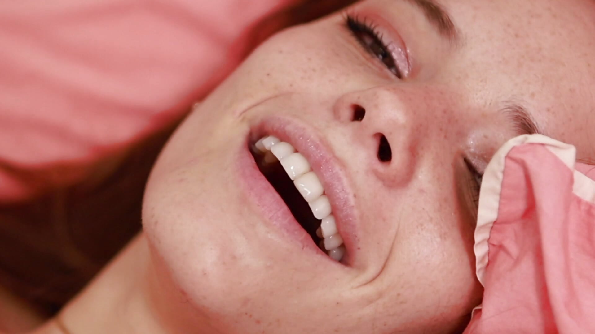 Video de WhatsApp 2025-09-19 a las 10,05,57_48232f8a - video by Wildmaca cam model