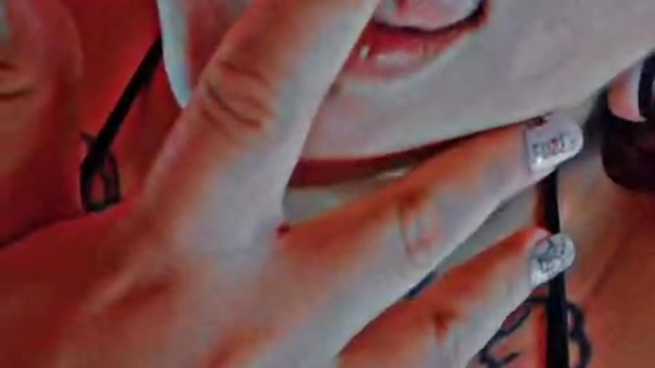 seducing you loser 😼 - video by Violett_Sinclair cam model