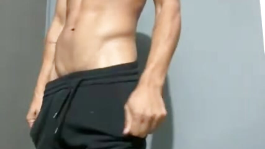 77274207030__AE2709A4-DD2F-4433-97D6-F39965A18FF9 - video by CHARLY-- cam model