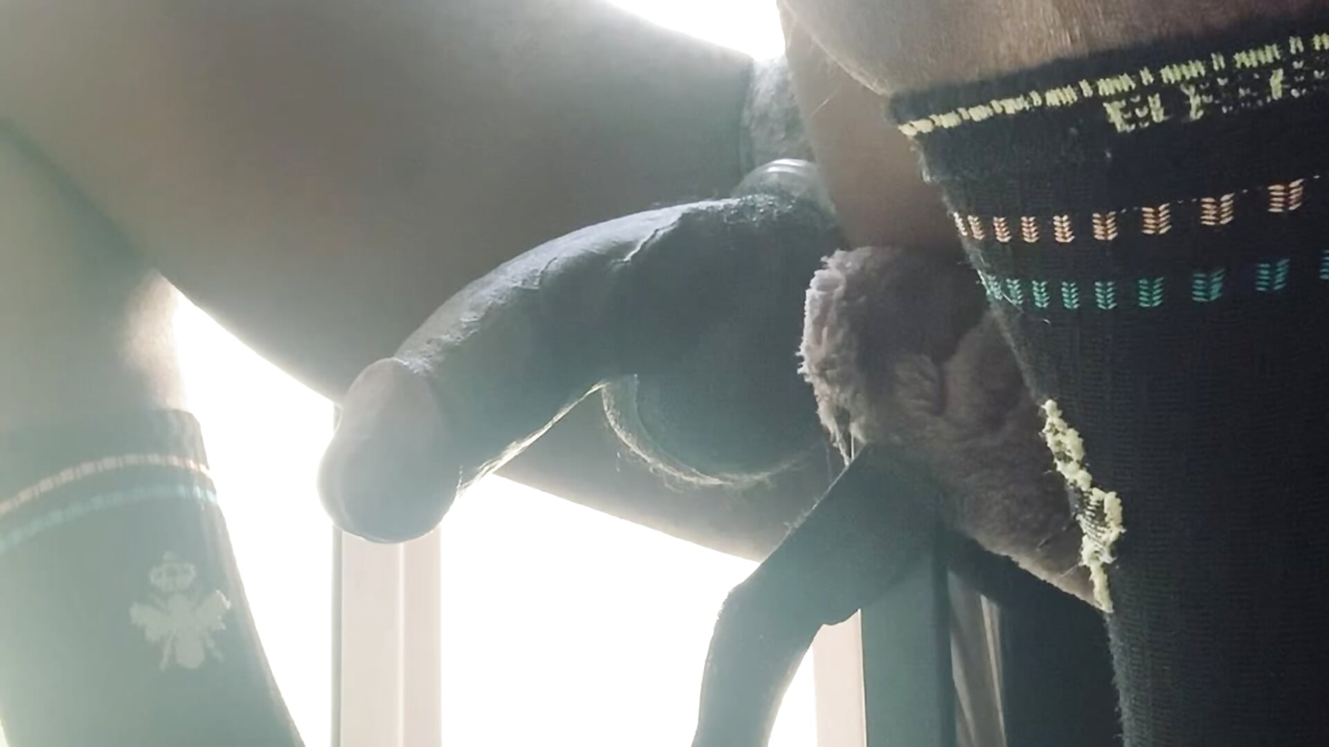 Toke and stroke - vídeo de la modelo de cam BruvTouchin