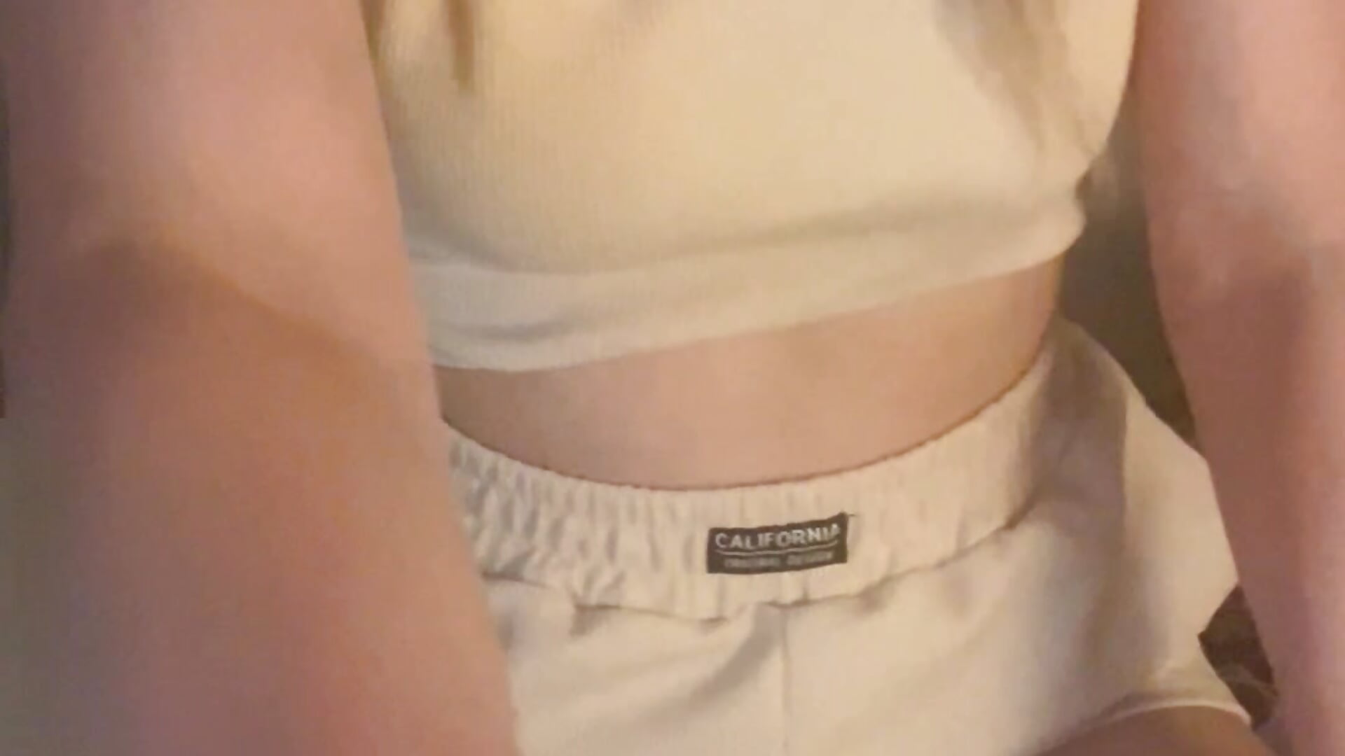 Fingern in Heels vor dem Spiegel - video by Wodkarella cam model