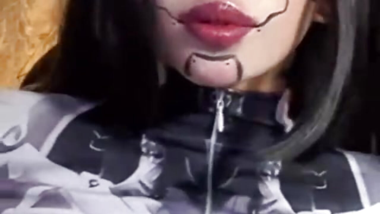 WhatsApp Video 2025-11-14 at 7,26,02 AM - video by Terraelowen cam model