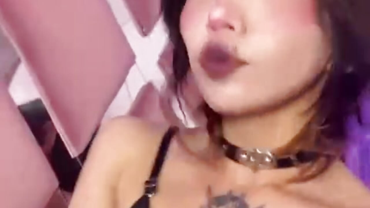 🥑 - video by Terraelowen cam model