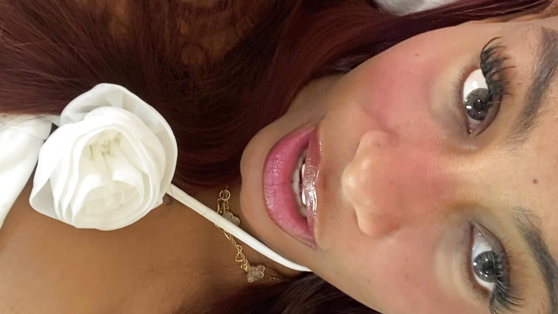 7676FC62-14F2-47A7-86F8-739EA1394EFB - clip cu Sofia_Stanley model videochat