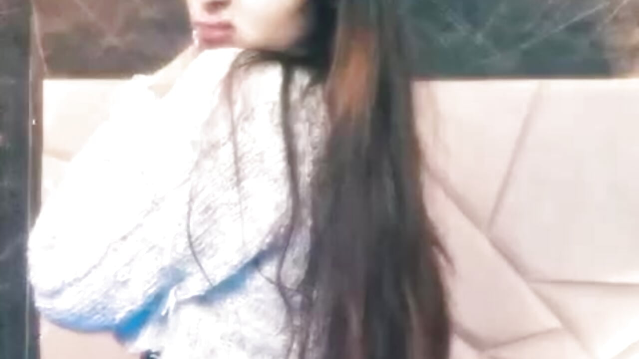 Hello guys - video by sophiaa_7 cam model