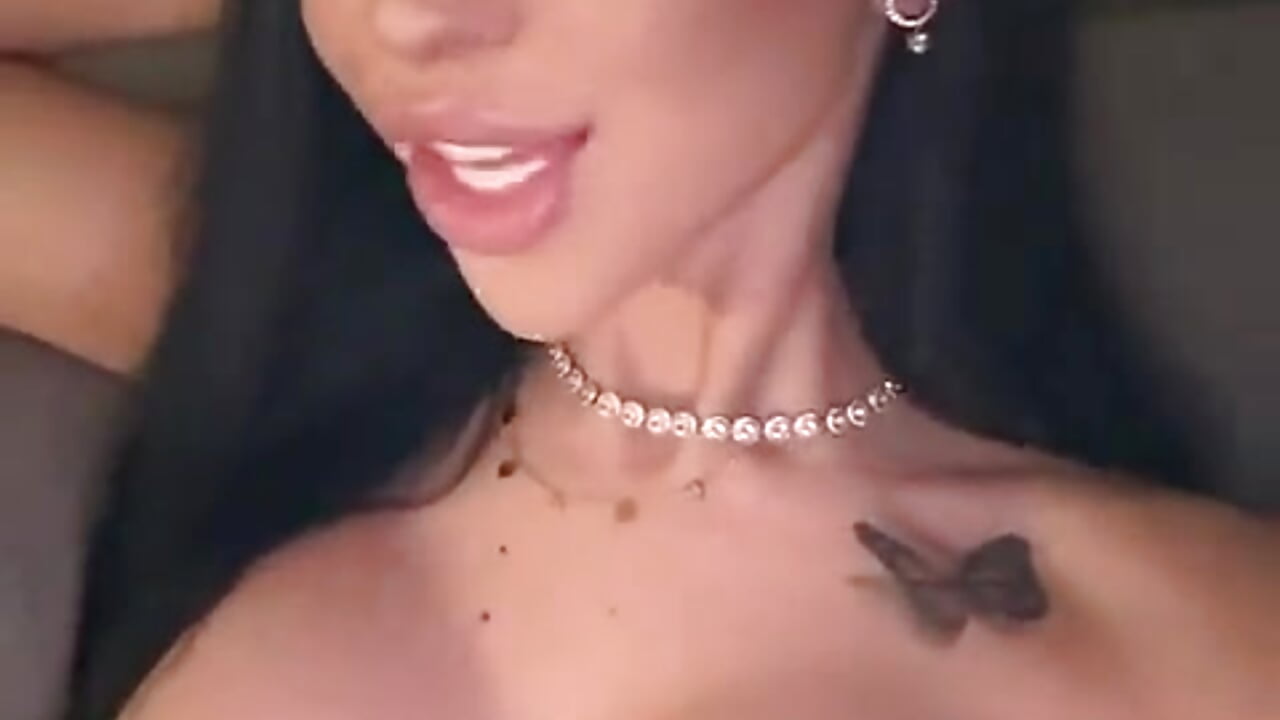 7B90F57D-34B8-4AB1-8107-D2CBD3340243 - video by sexyanais cam model