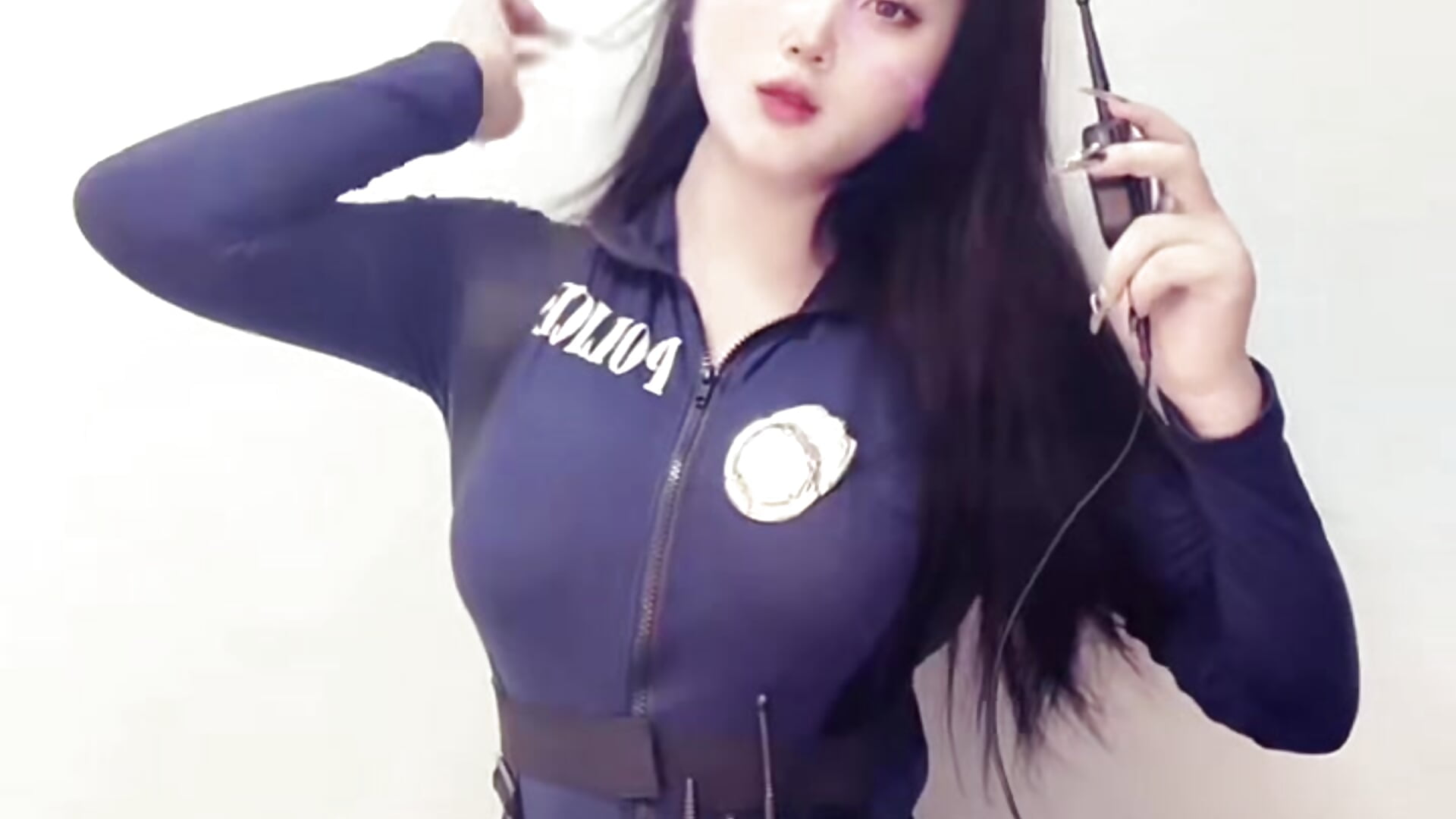 换换风格 - video by Rain_mm cam model