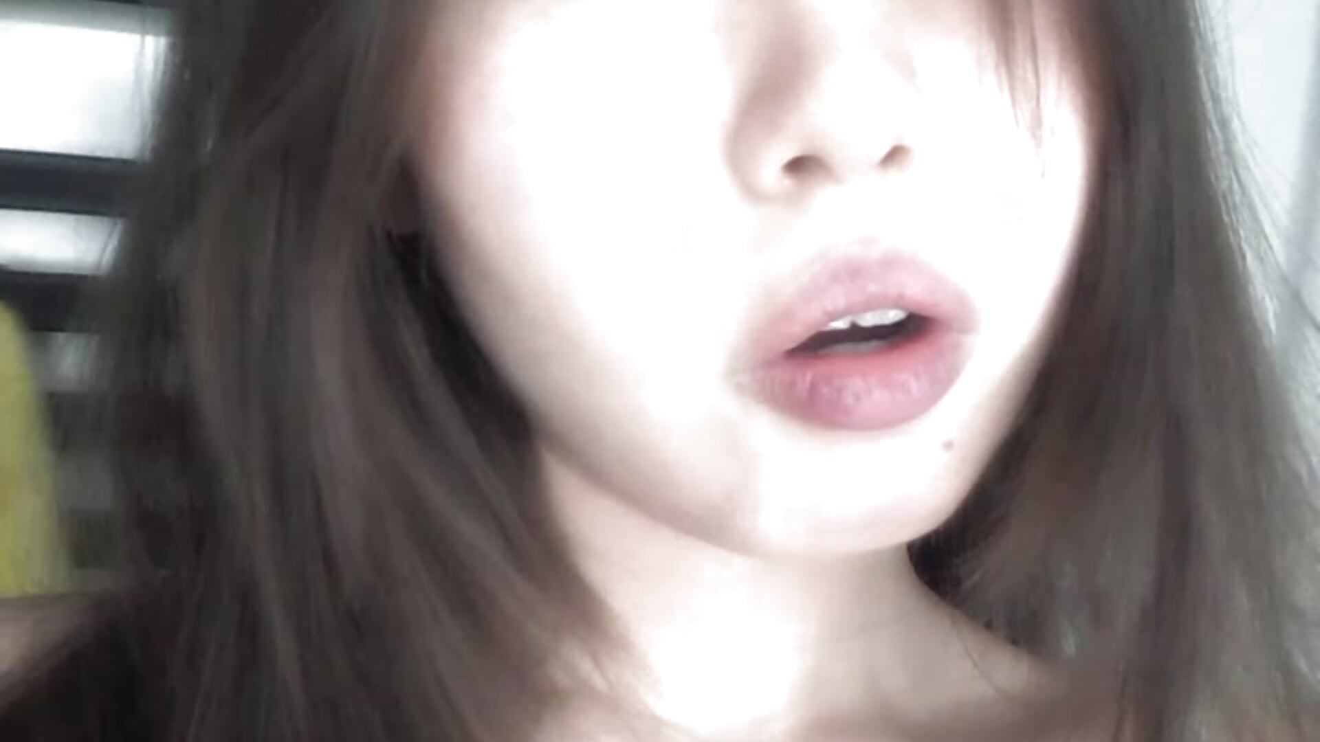 Little shy - vídeo de Wow_Akemi modelo de câmara