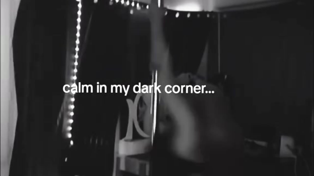 en pv c'est plus nude 😋 – видео вебкам-модели iamlalamilano