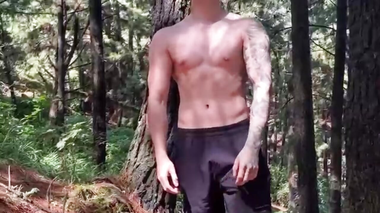 🌲🍂 - Vídeo de twinguys, modelo de vídeos