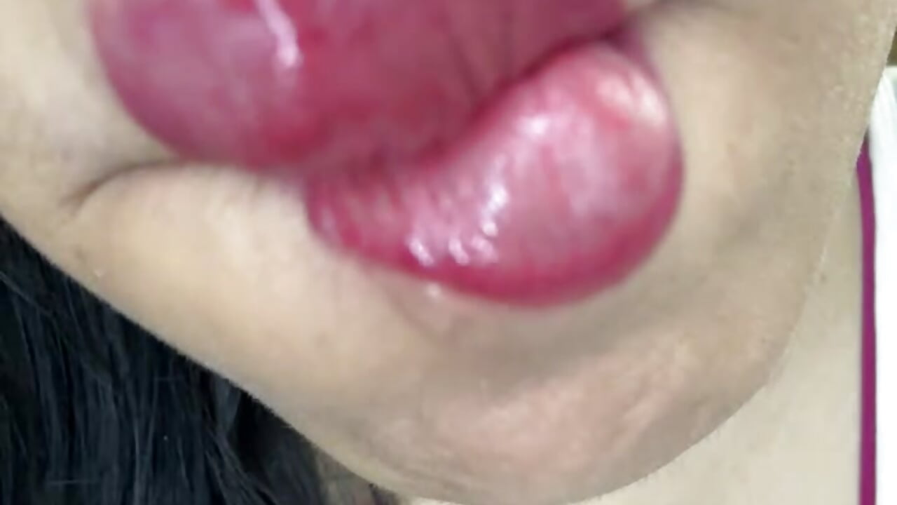 Pink lips 👄 pal pal tujhko karte miss 🥵