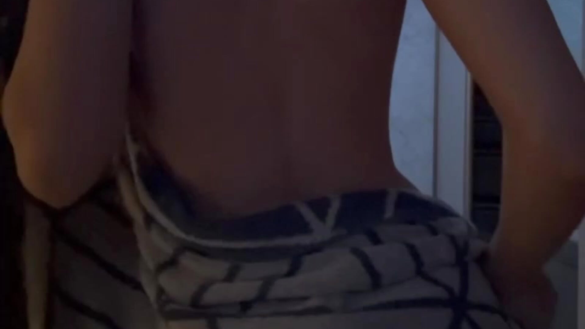 One second to... ⏳ - video by BeatrixCharton cam model