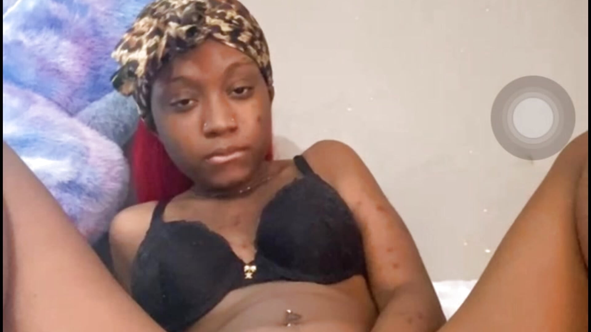 Wanna watch me cream and struggle to stay quiet - video by HennessyBaby21 cam model