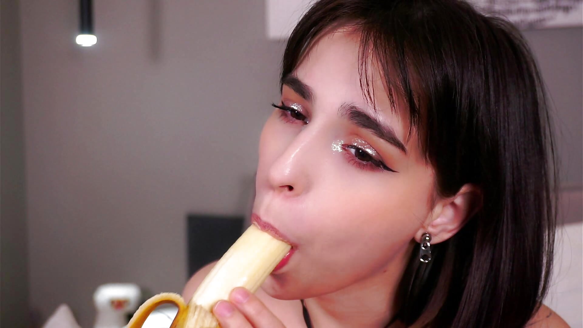 banana blowjob with sperm + orgasm