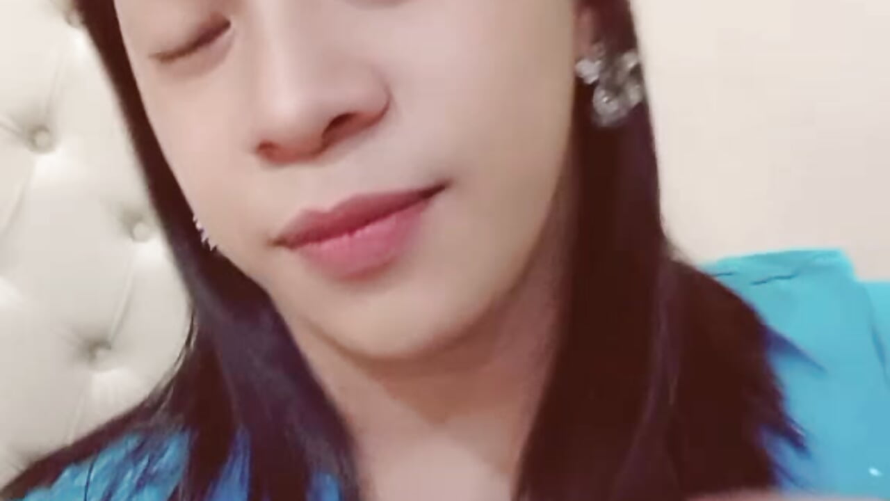 1000018332 - video by Ursexy_ngaw cam model