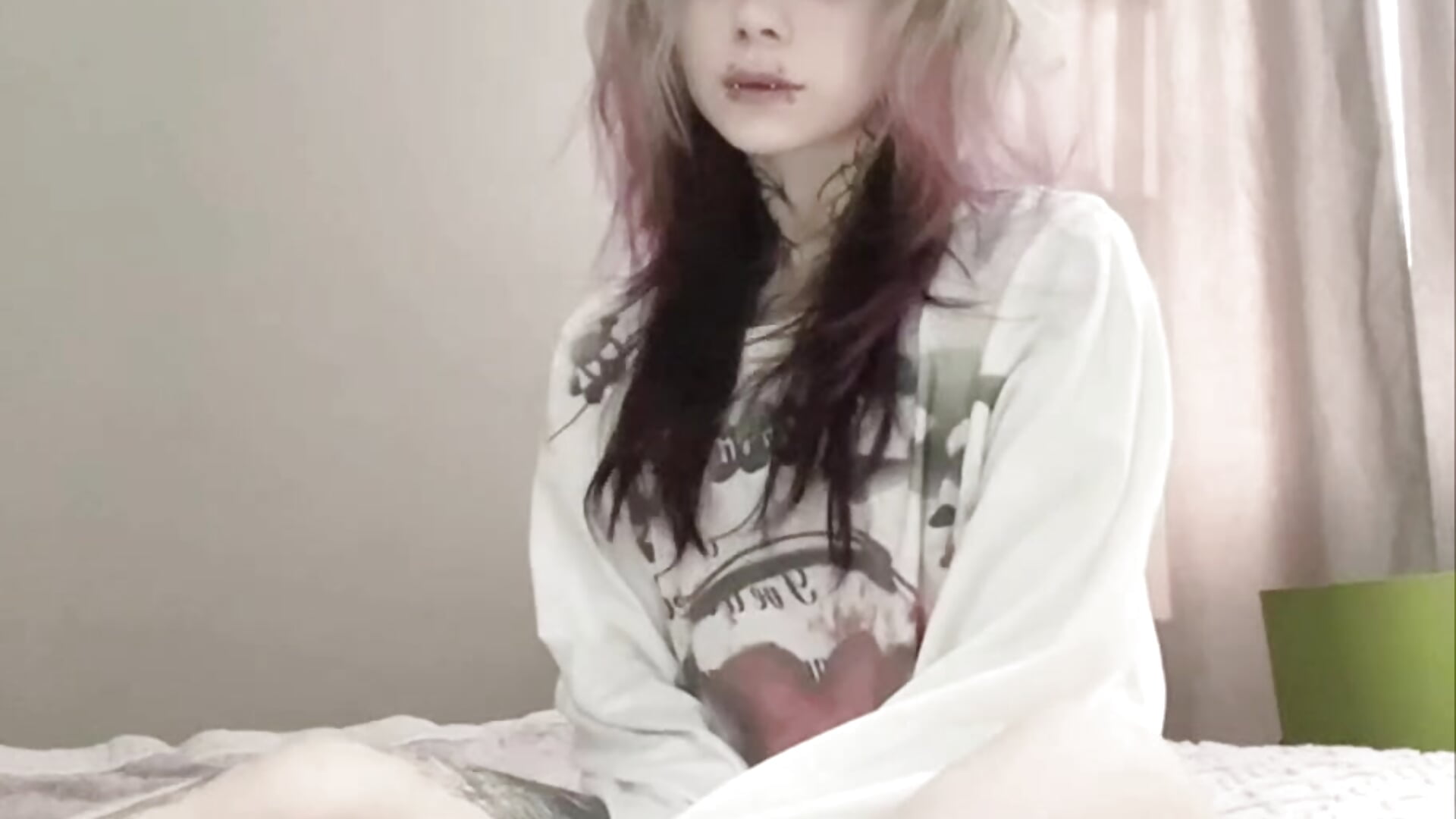 𝘶 𝘧𝘦𝘦𝘭 𝘭𝘰𝘯𝘦𝘭𝘺? - vídeo de Lollyshy modelo de câmara