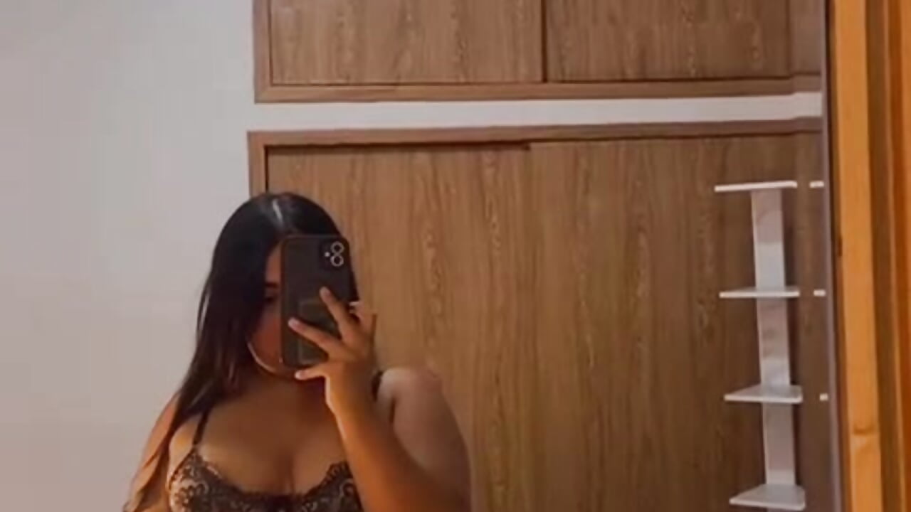 sexy chloe - video di Chloe_jackson25 modella di cam