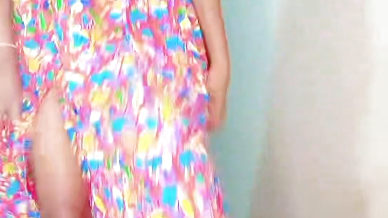 Show off my outfit – видео вебкам-модели BadGirlMona