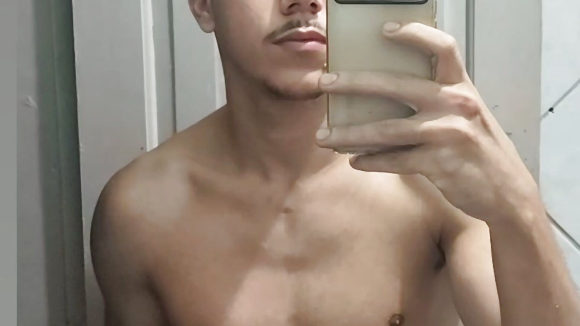 VID_20250517_221023_013 - video by TENTACA0 cam model