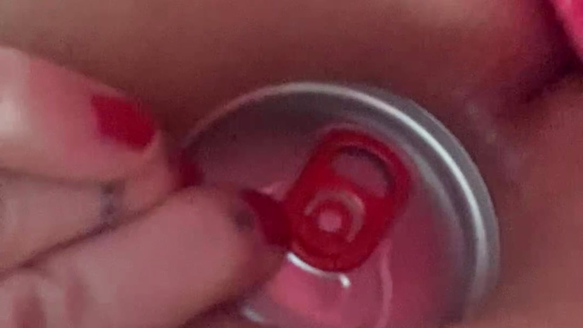 🔥🔥 Colando uma latinha de cerveja no rabo 🔥🔥
