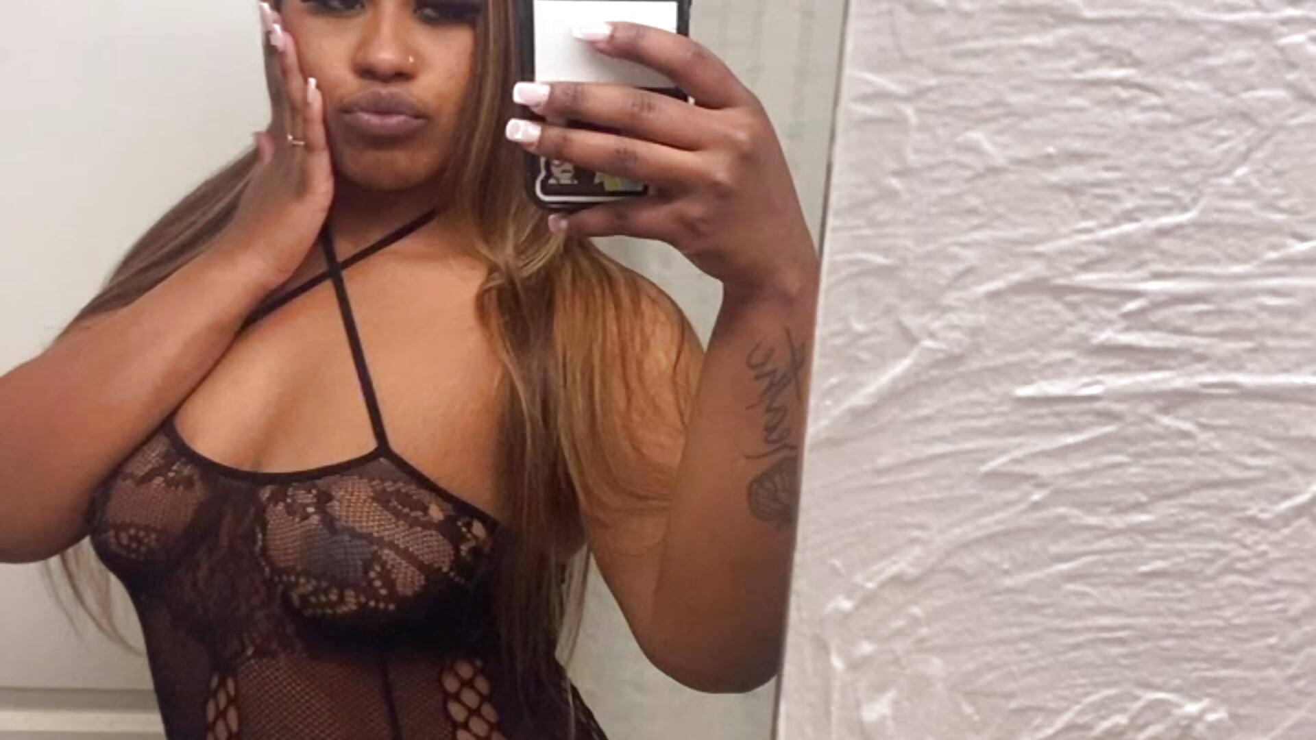 Des - video by Destinydes cam model