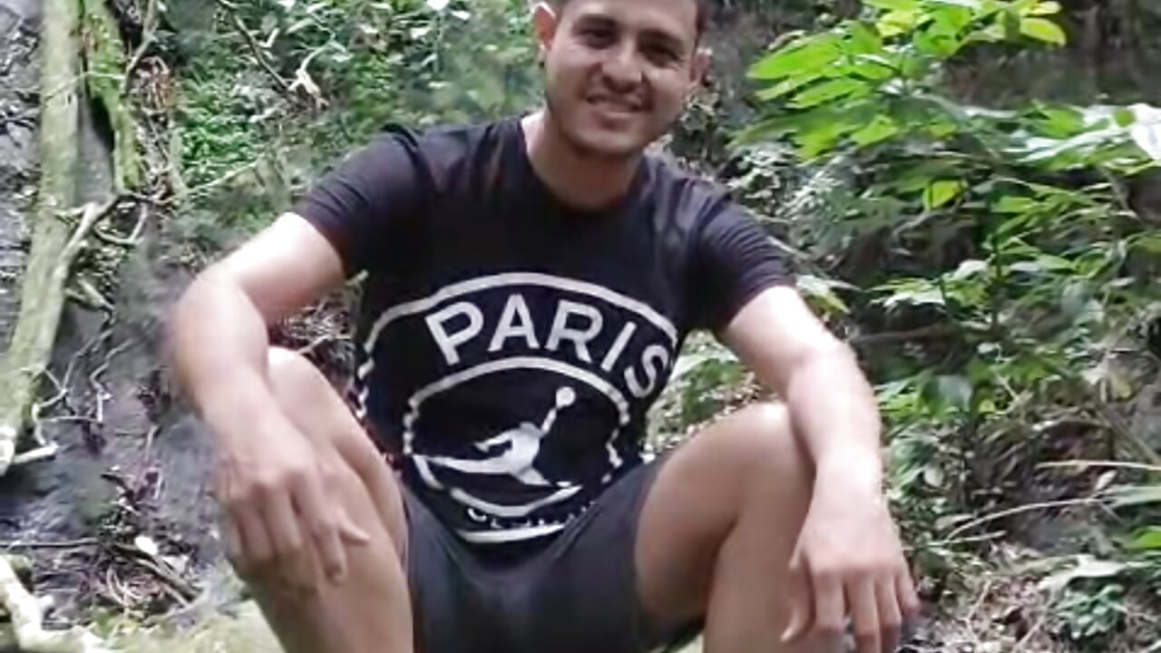 WhatsApp Video 2025-07-01 at 8,04,39 PM - video by cristianenparis21 cam model