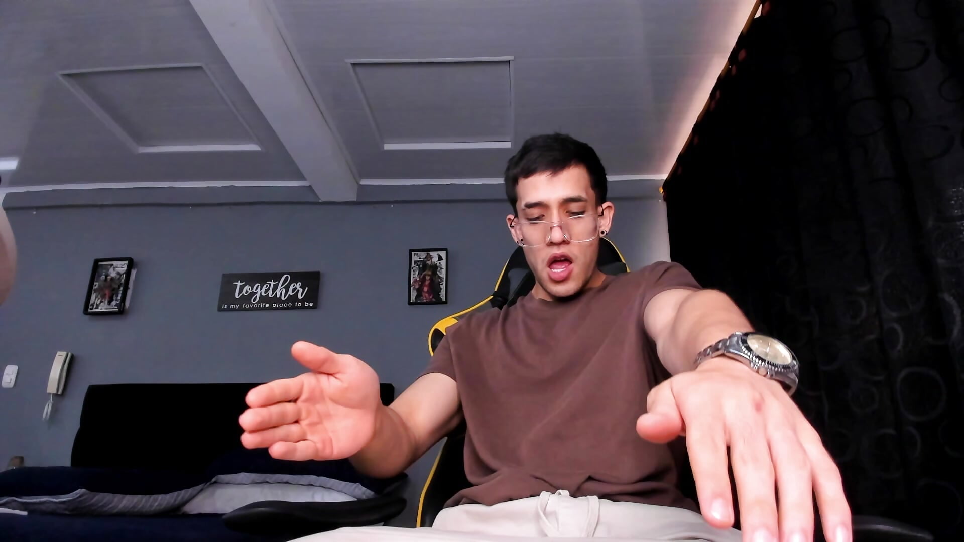 2025-07-15 09-09-23 - video by alexgiraldo__ cam model