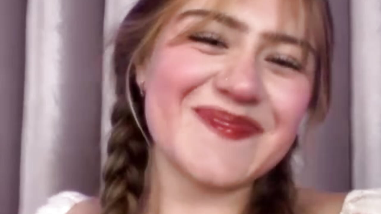 ME 💖 - video by SamanthaPeachss cam model