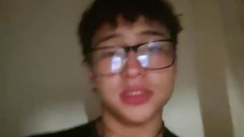 hiii - video av Valentin0_3 cam-modell