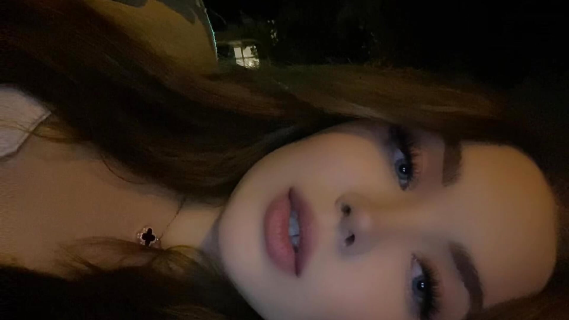 b56448462b7e476f94ddc84852ad288d - βίντεο μοντέλου Angelina_REU