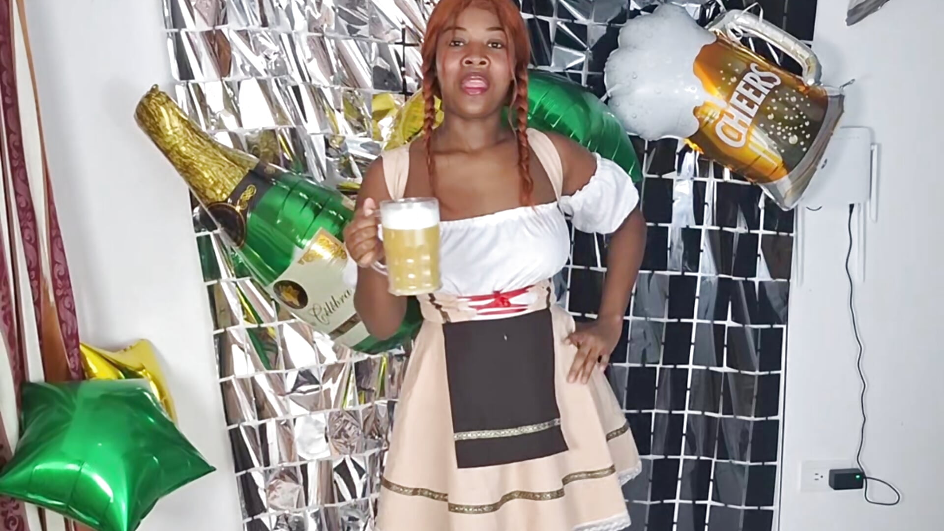 1000711837 - video by Dralix_20 cam model