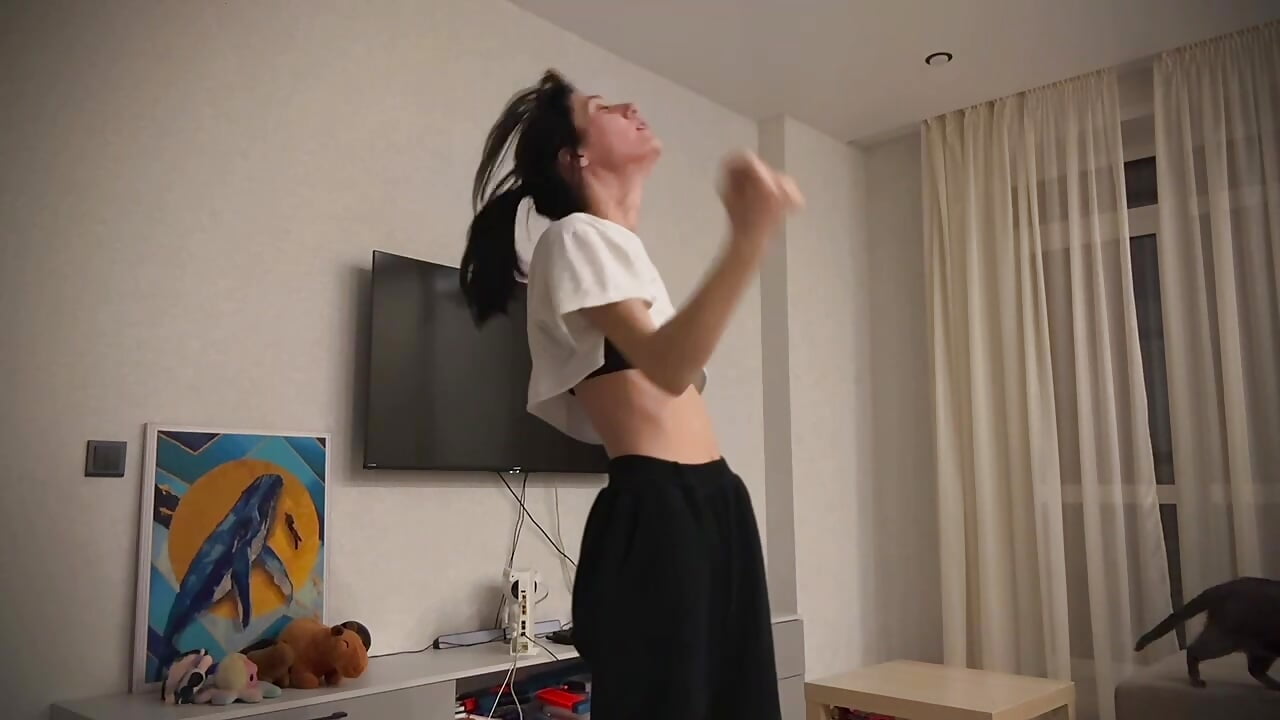 a little dance for u<3 - video by ittybittytittykiraa cam model