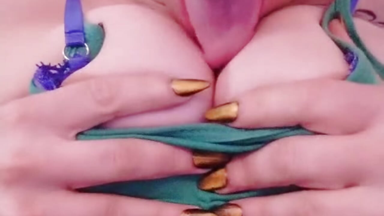 My nipples - video by VeroHands cam model