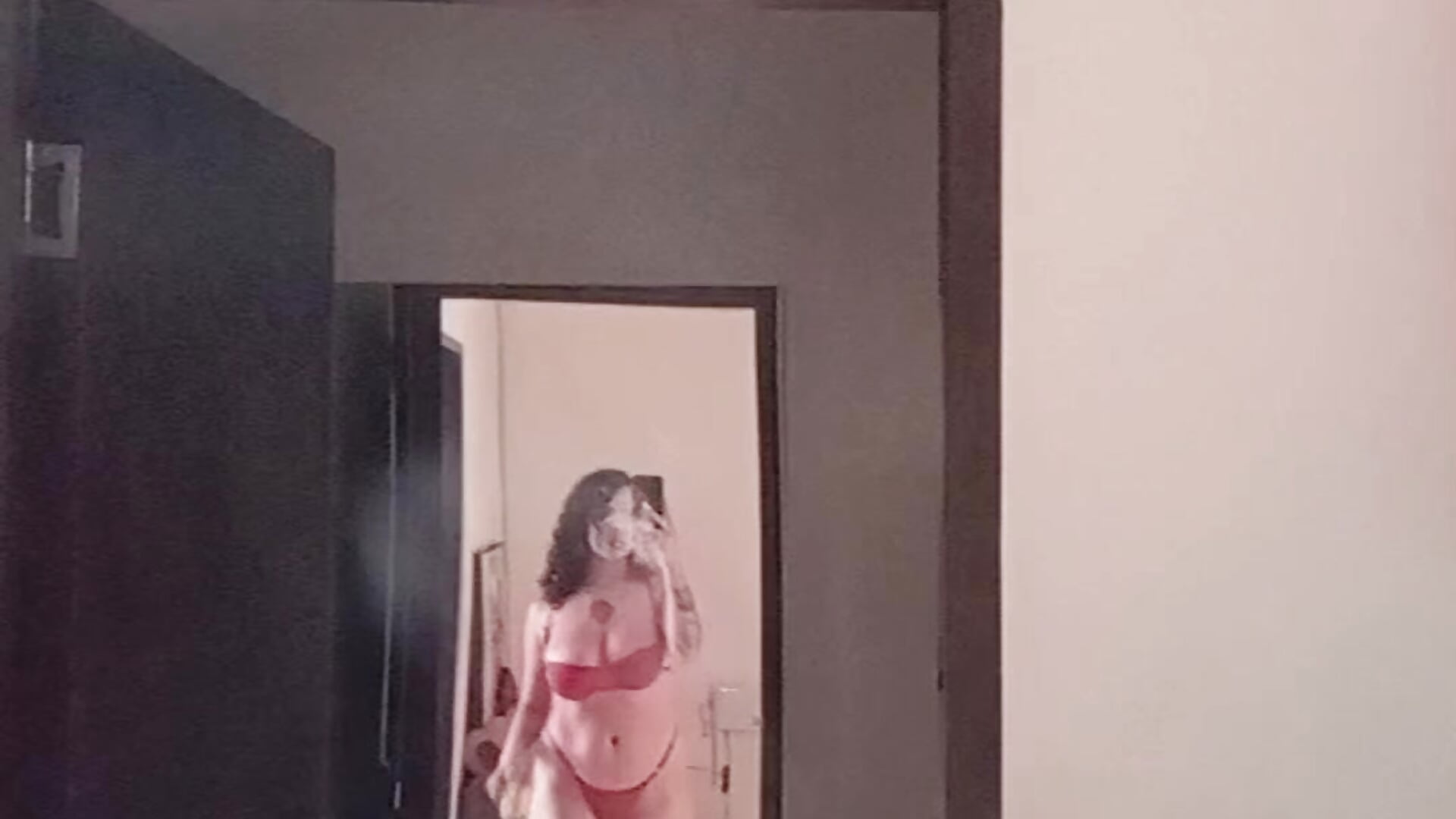 Hi baby - відео від вебкаммоделі luna_angel_1