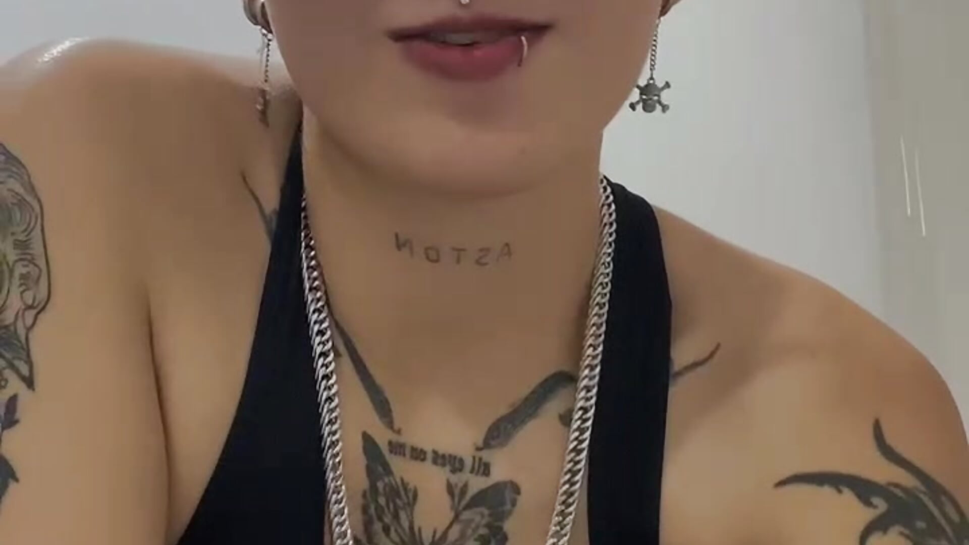 😏😏