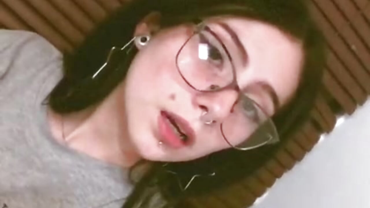 Hi welcome - vidéo du modèle de showcams agarycus_