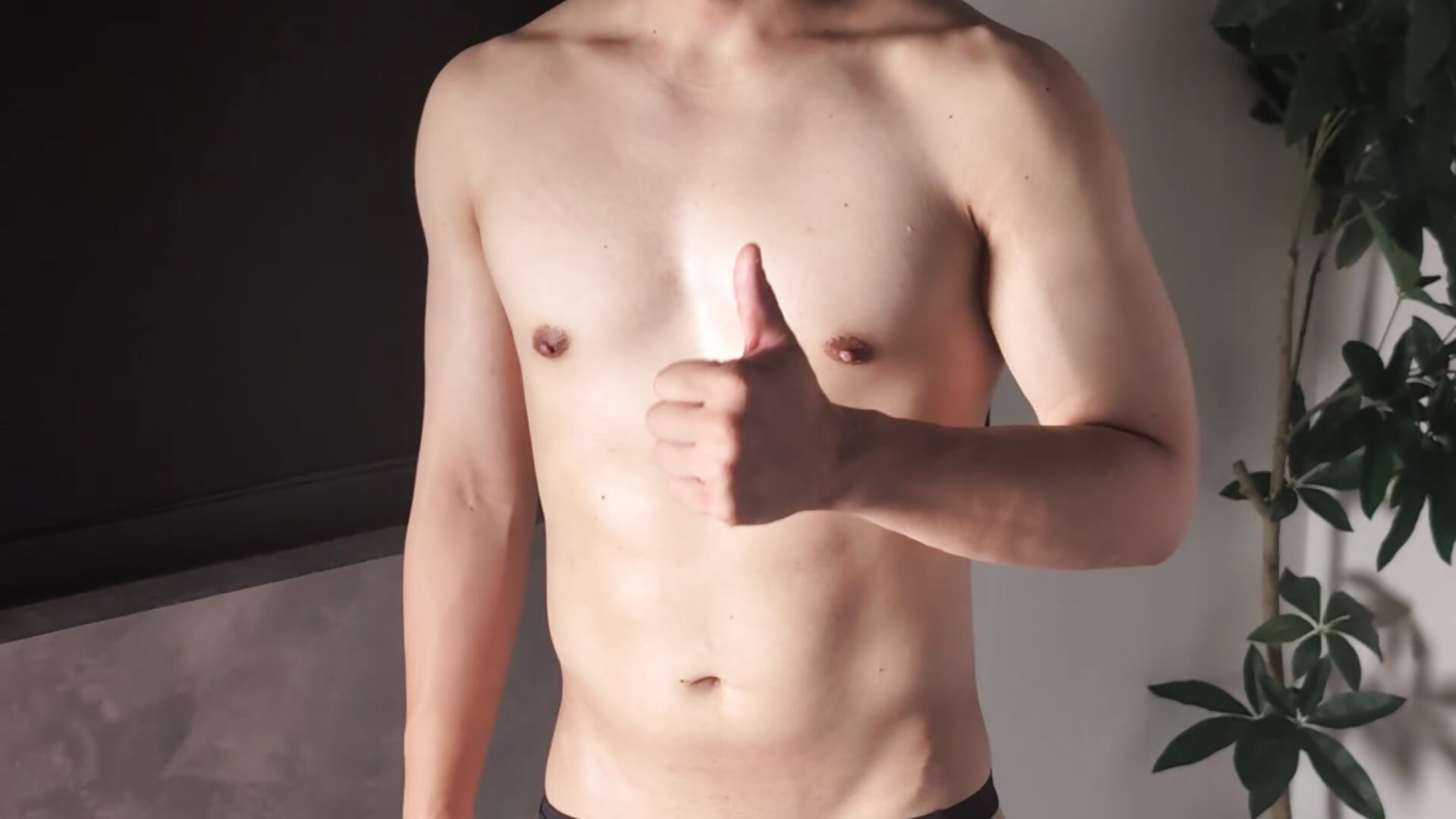 PXL_20250820_112553436 - video by Menes_daisuki cam model