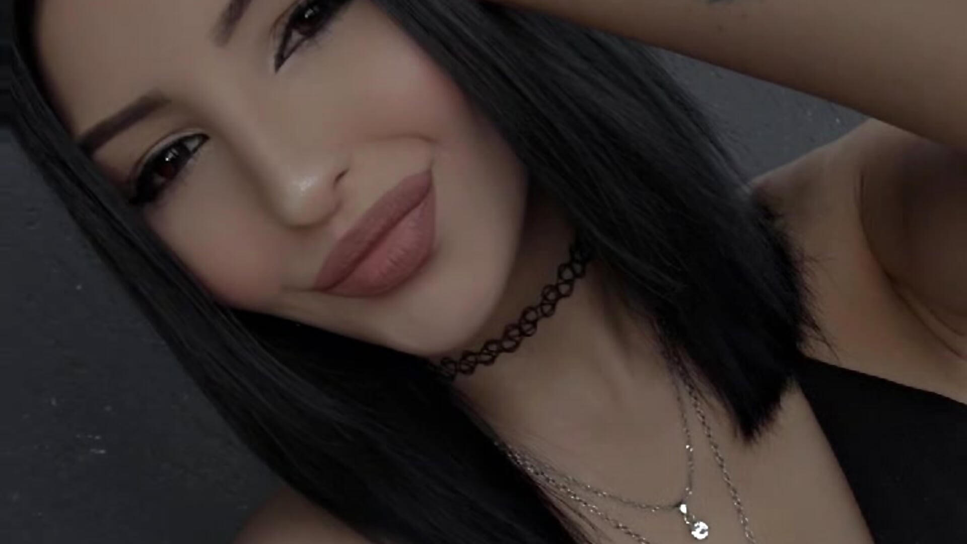 ❤️ - video by AllexyAle cam model