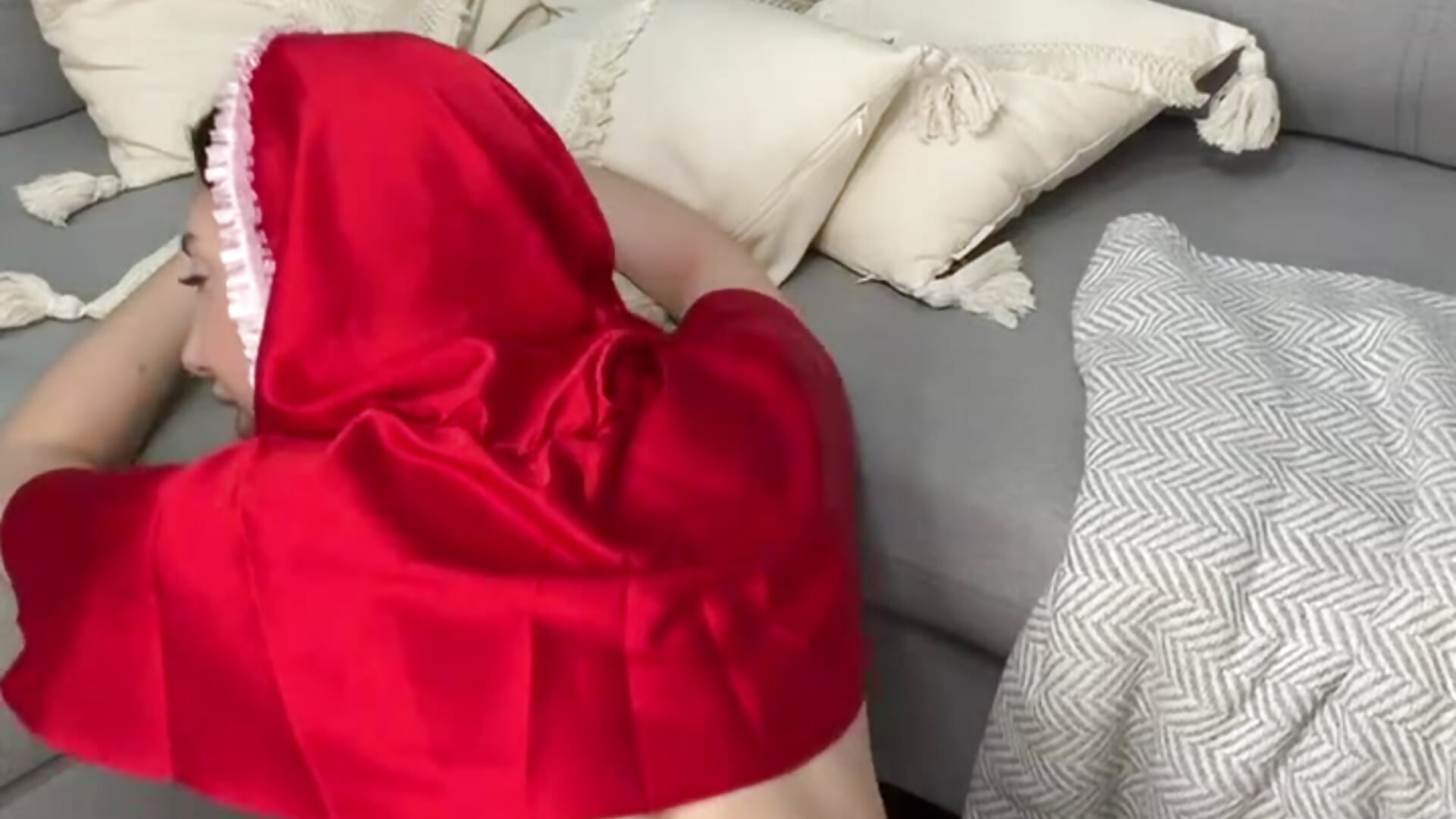 POV DOGGY Little Red Riding Hood🐺💥💖－カメラキャストのBallerinaCappuccino_の動画