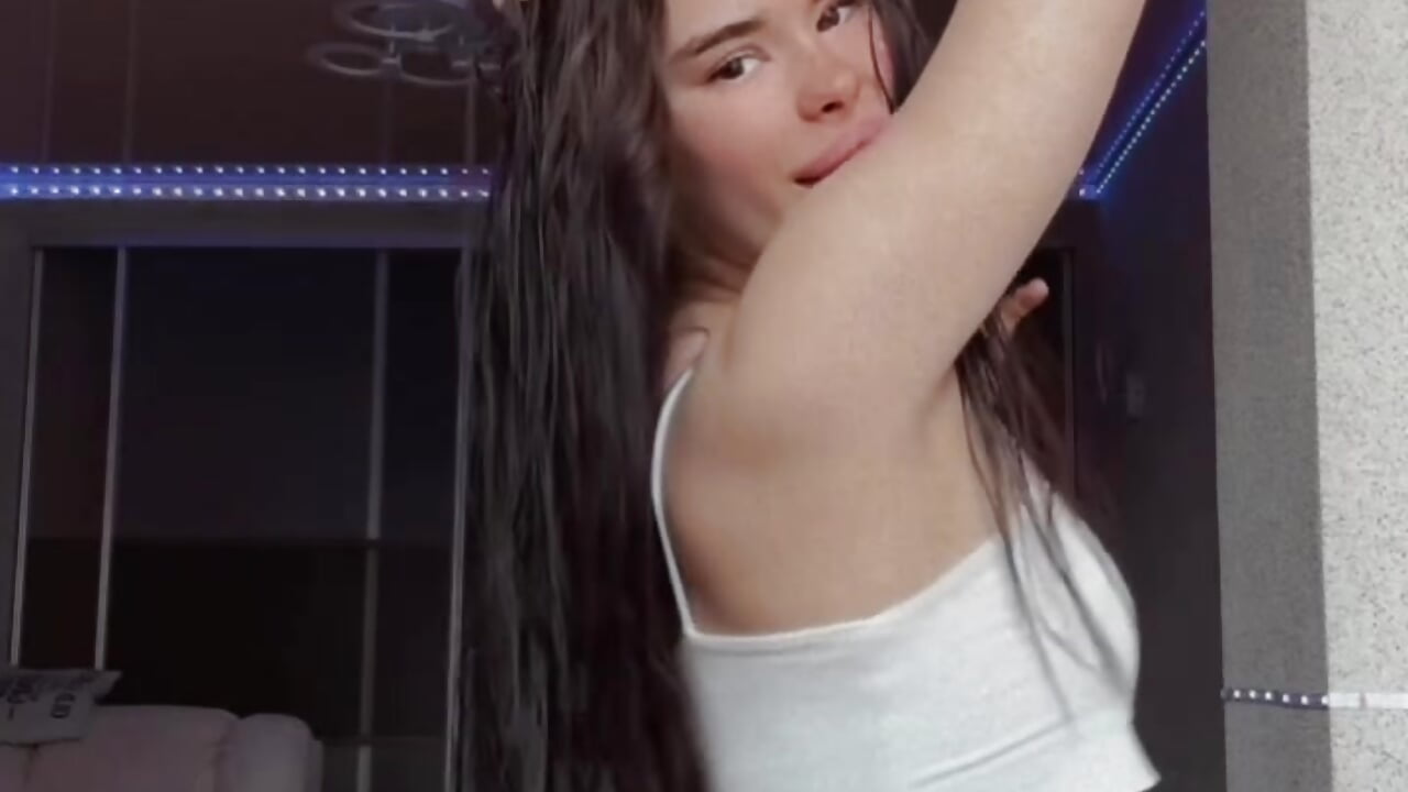 Me) - video by Dark_Annabelle cam model