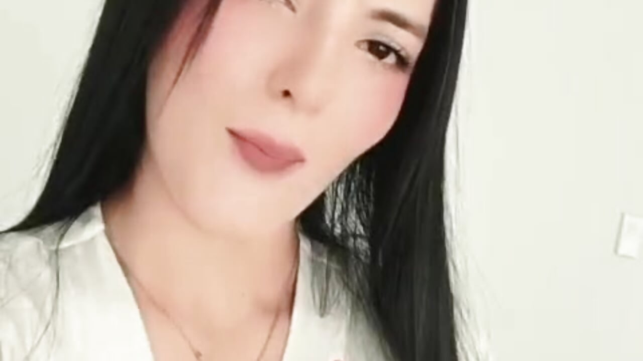 sexy girl and naugthy 💜 - video by EmmyVega_ cam model