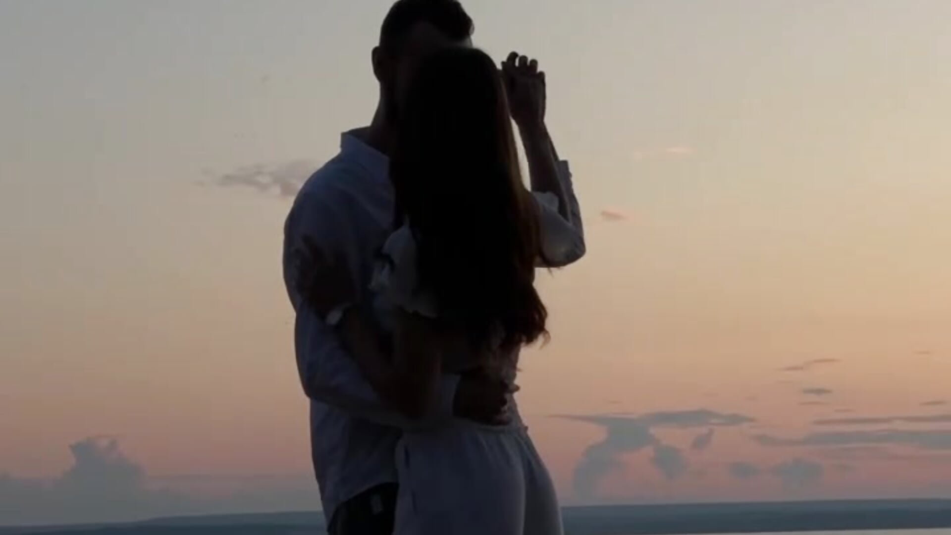 ))) - video by Petal_Couple cam model